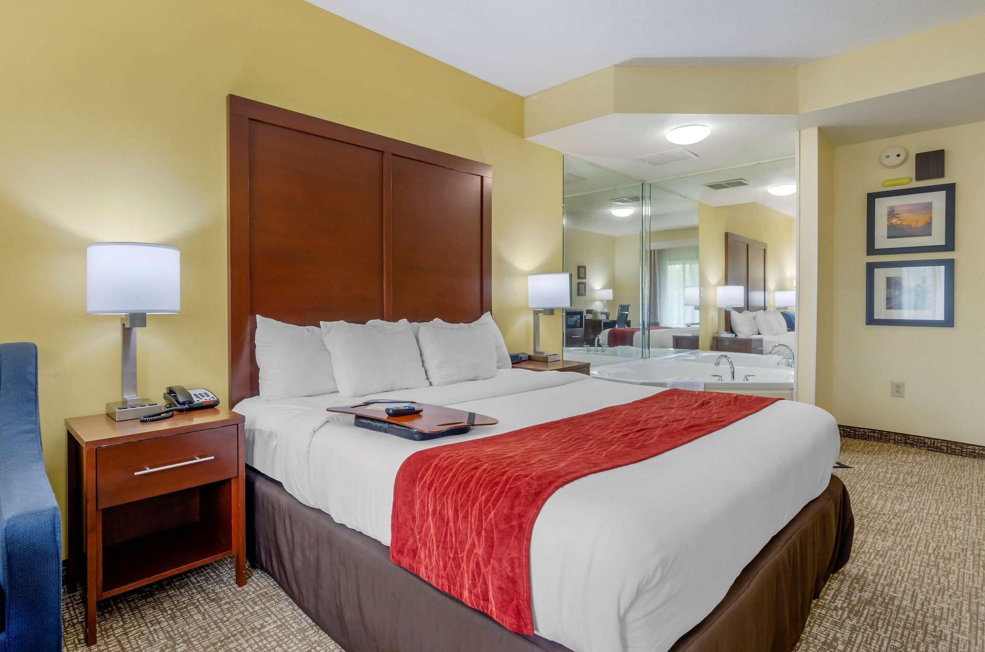 Comfort Inn & Suites Hillsville I-77 Экстерьер фото
