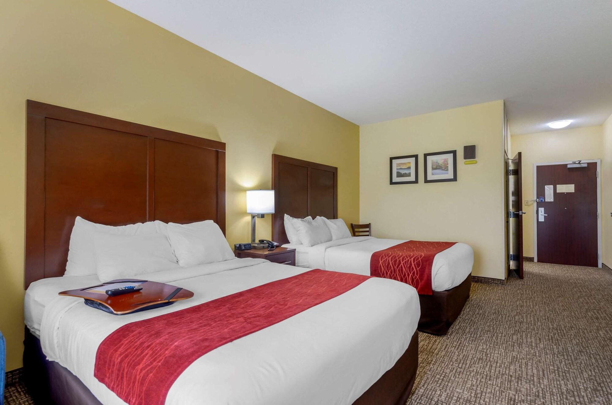 Comfort Inn & Suites Hillsville I-77 Экстерьер фото