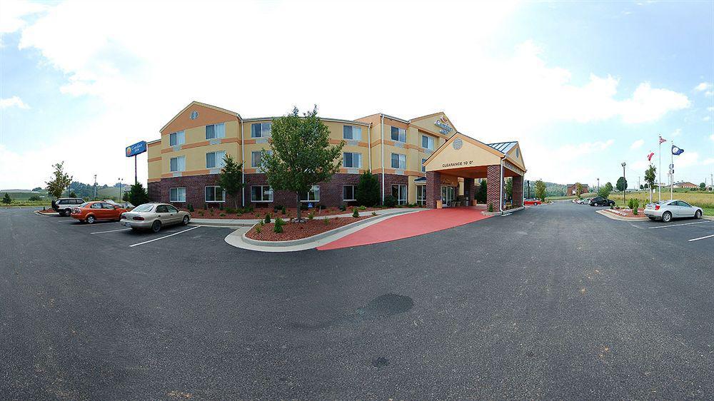 Comfort Inn & Suites Hillsville I-77 Экстерьер фото